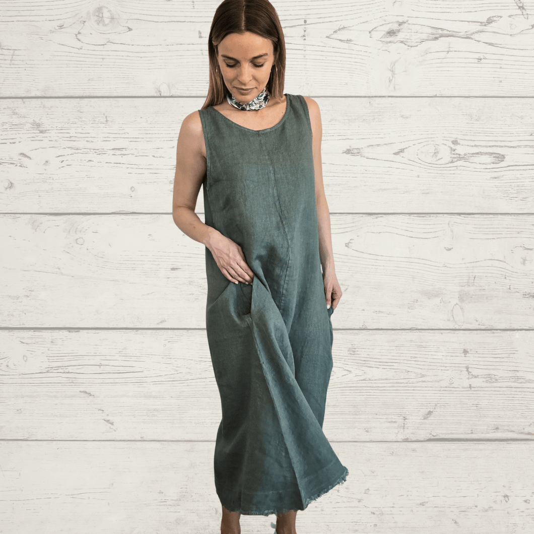 Vestido de Lino Italiano basta desflecada, color Verde Musgo