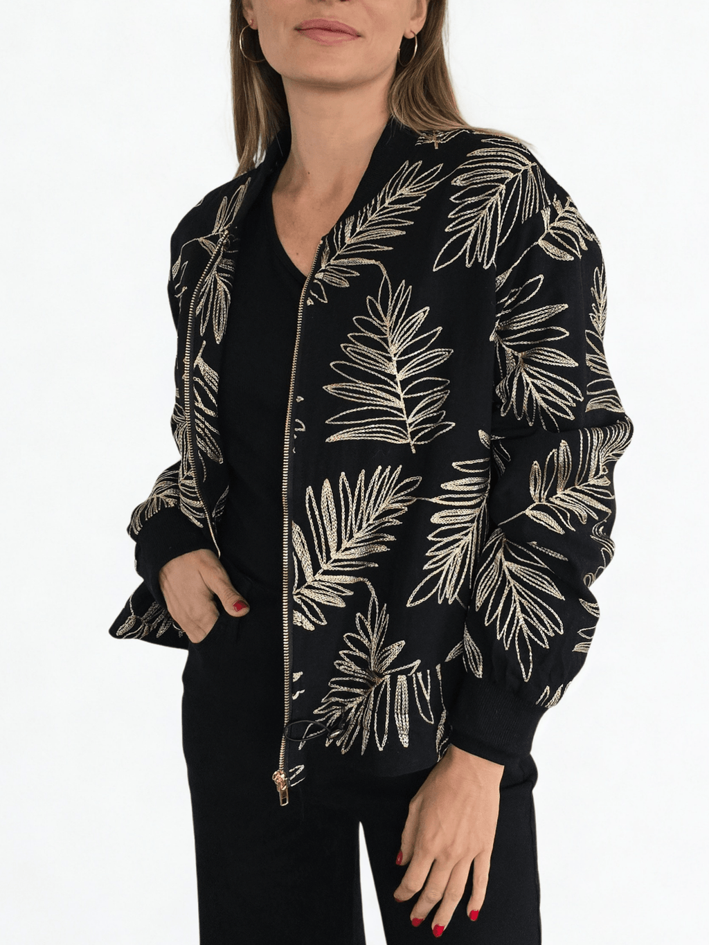 Chaqueta Bomber Bordada, color Negro