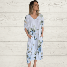 Cargar imagen en el visor de la galería, Vestido Estampado escote en V, fondo Blanco
