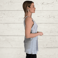 Cargar imagen en el visor de la galería, Blusa Italiana sin mangas, color Gris Claro
