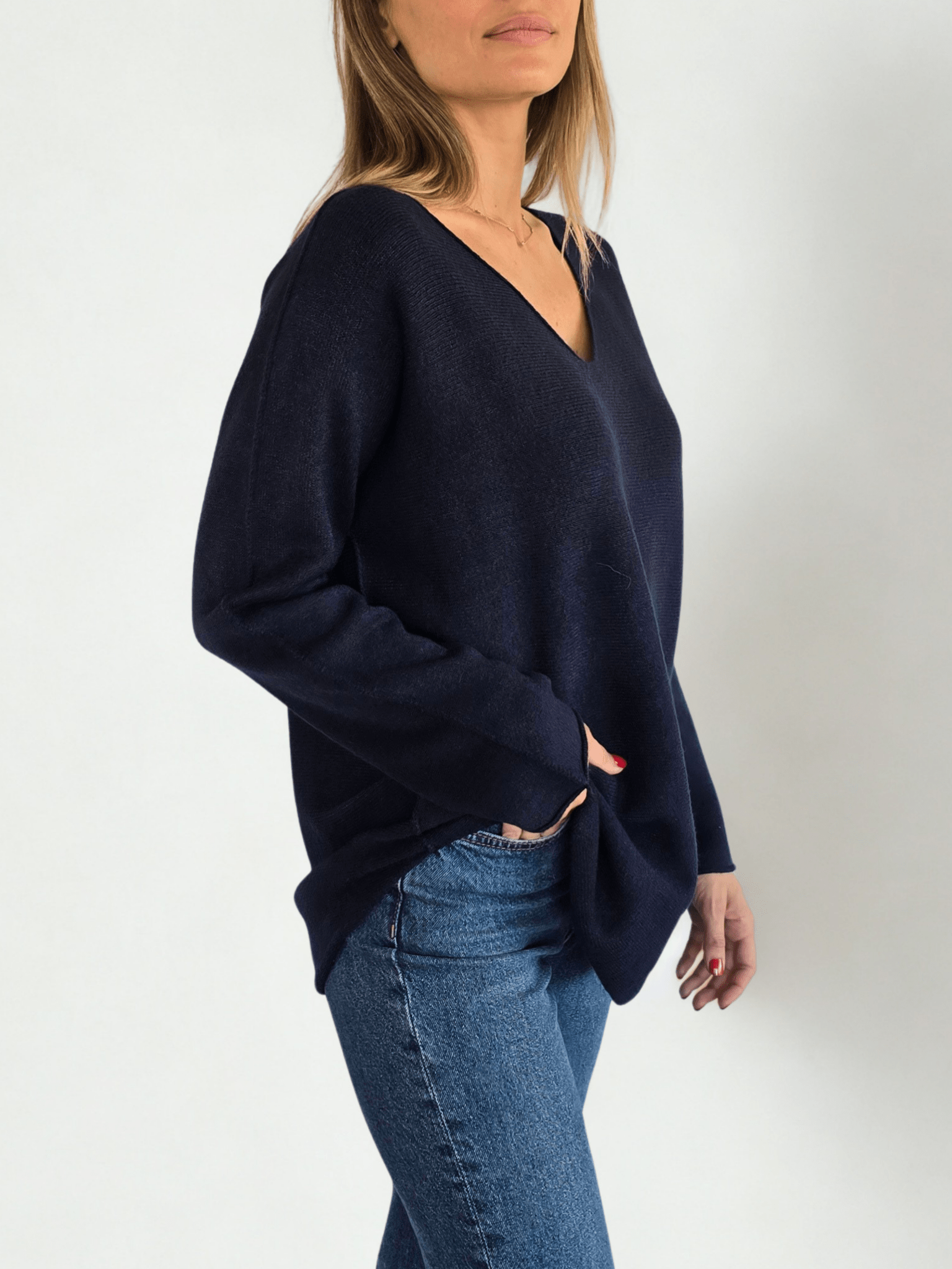 Sweater Italiano escote en V, color Azul Marino