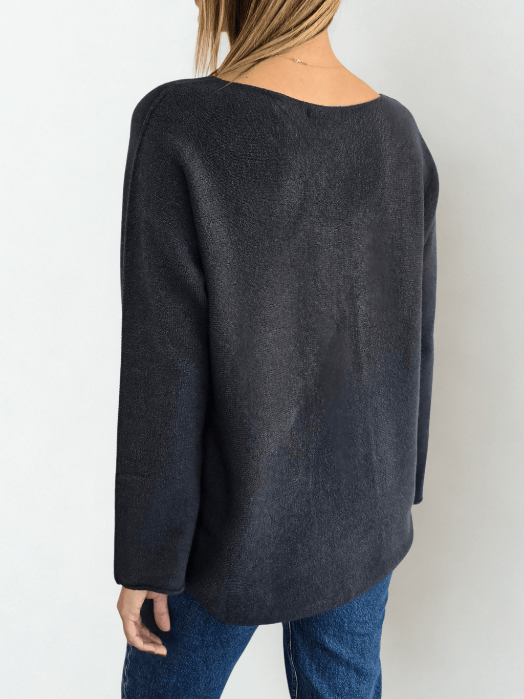 Sweater Italiano escote en V, color Gris
