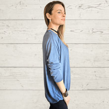 Cargar imagen en el visor de la galería, Sweater Italiano delgado, color Azul
