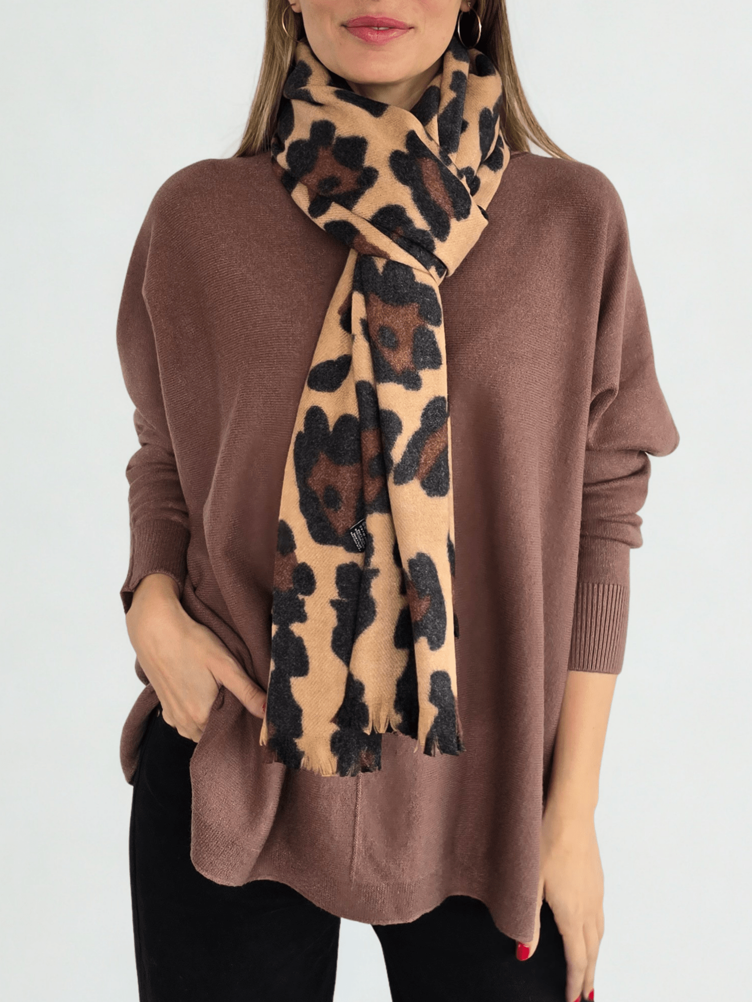 Bufanda Italiana Animal Print, fondo Camel