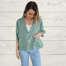 Cargar imagen en el visor de la galería, Chaqueta de Lino Italiano dos botones, color Verde
