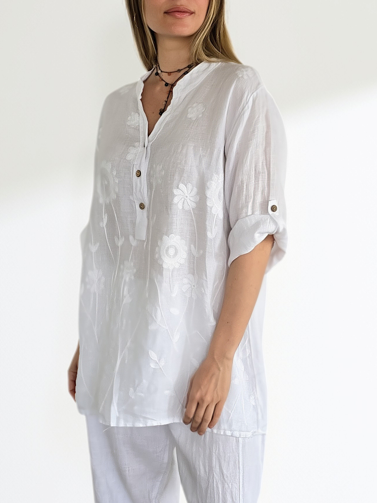Blusa Italiana Bordada, color Blanco