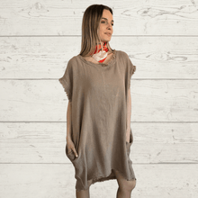 Cargar imagen en el visor de la galería, Vestido Italiano ancho desflecado, color Camel
