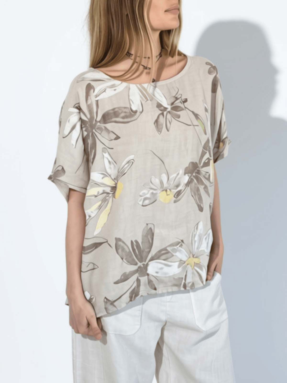 Blusa Italiana 100% Lino Estampada, fondo Beige