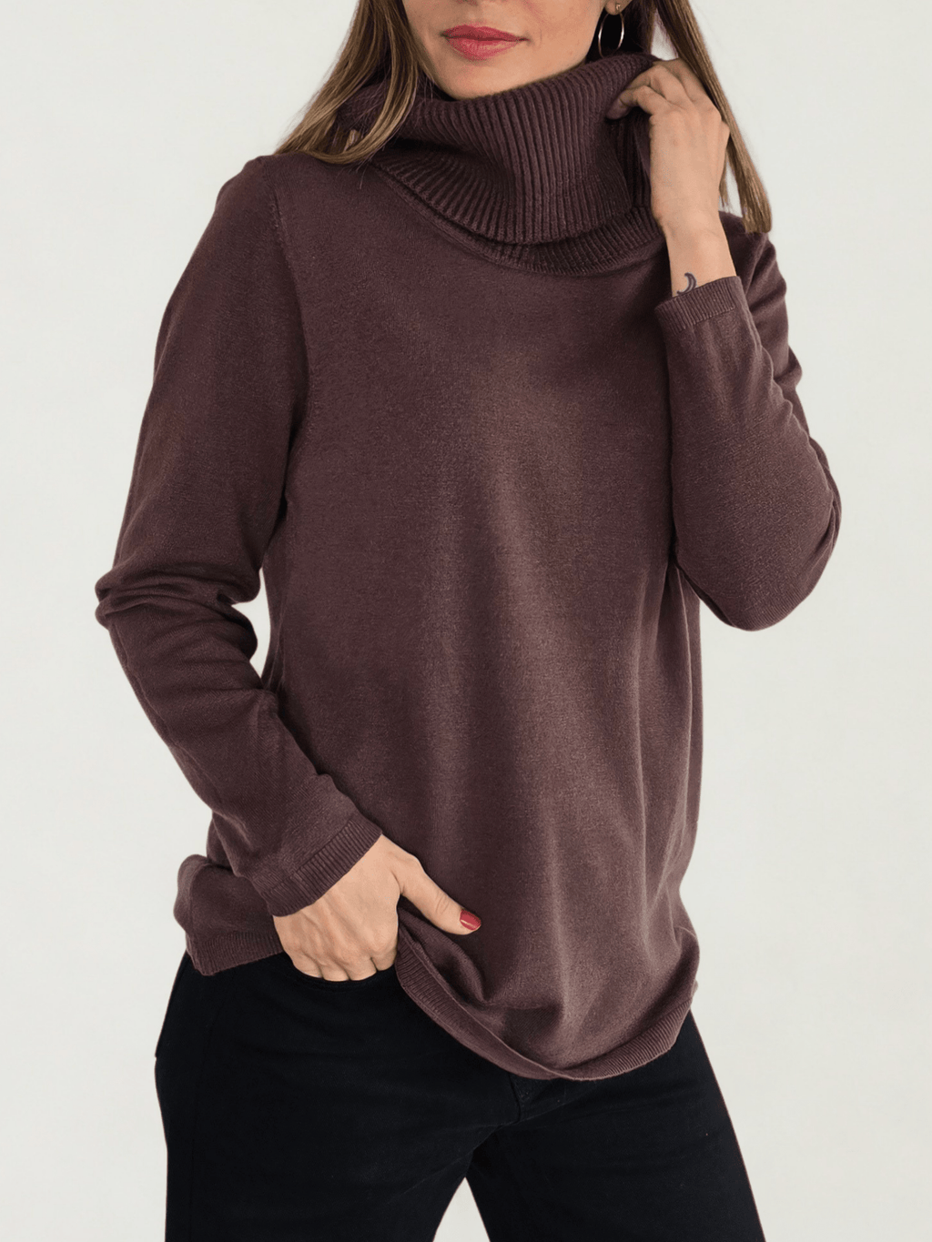 Sweater Cuello Subido, color Chocolate