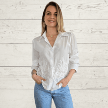 Cargar imagen en el visor de la galería, Blusa Bordada, color Blanco
