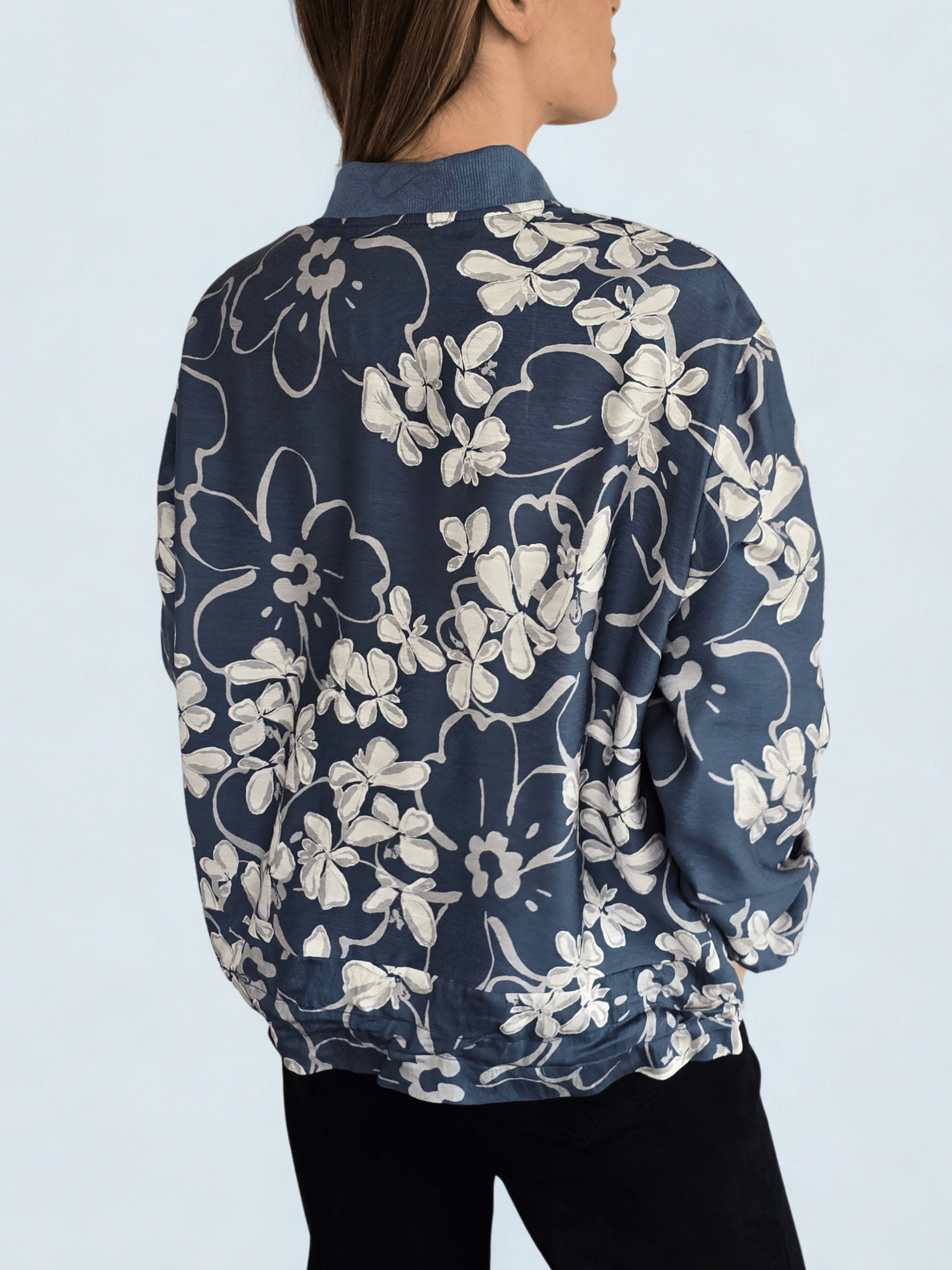 Chaqueta Bomber estampada, fondo Azul