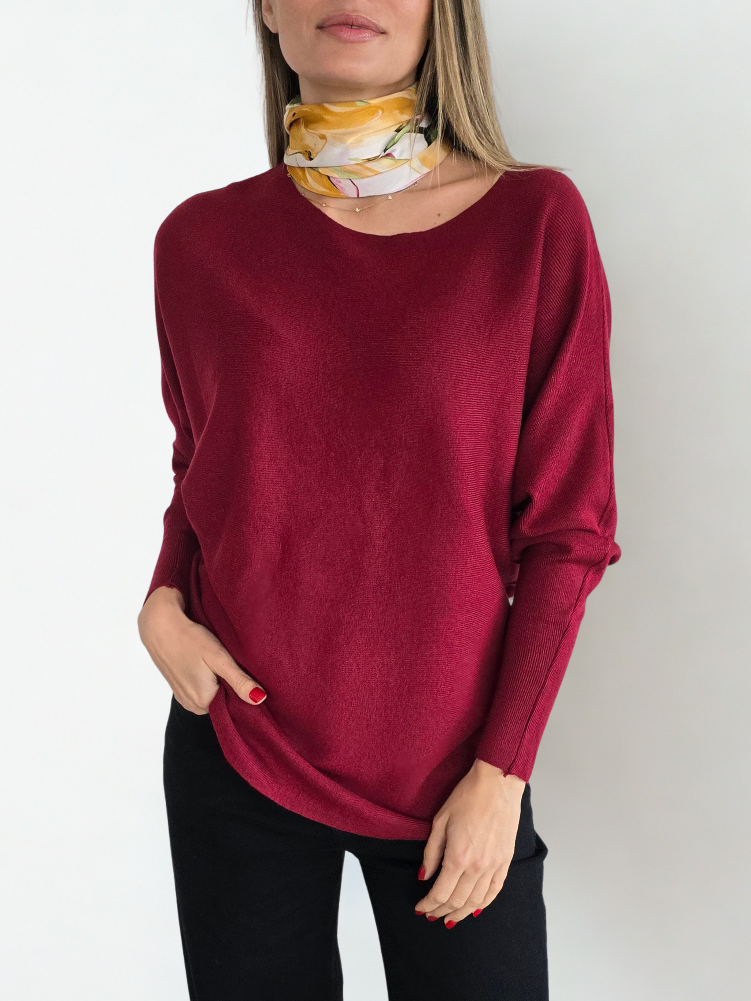 Sweater Murciélago, color Burdeo