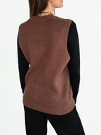 Sweater Sin Mangas escote en V, color Chocolate