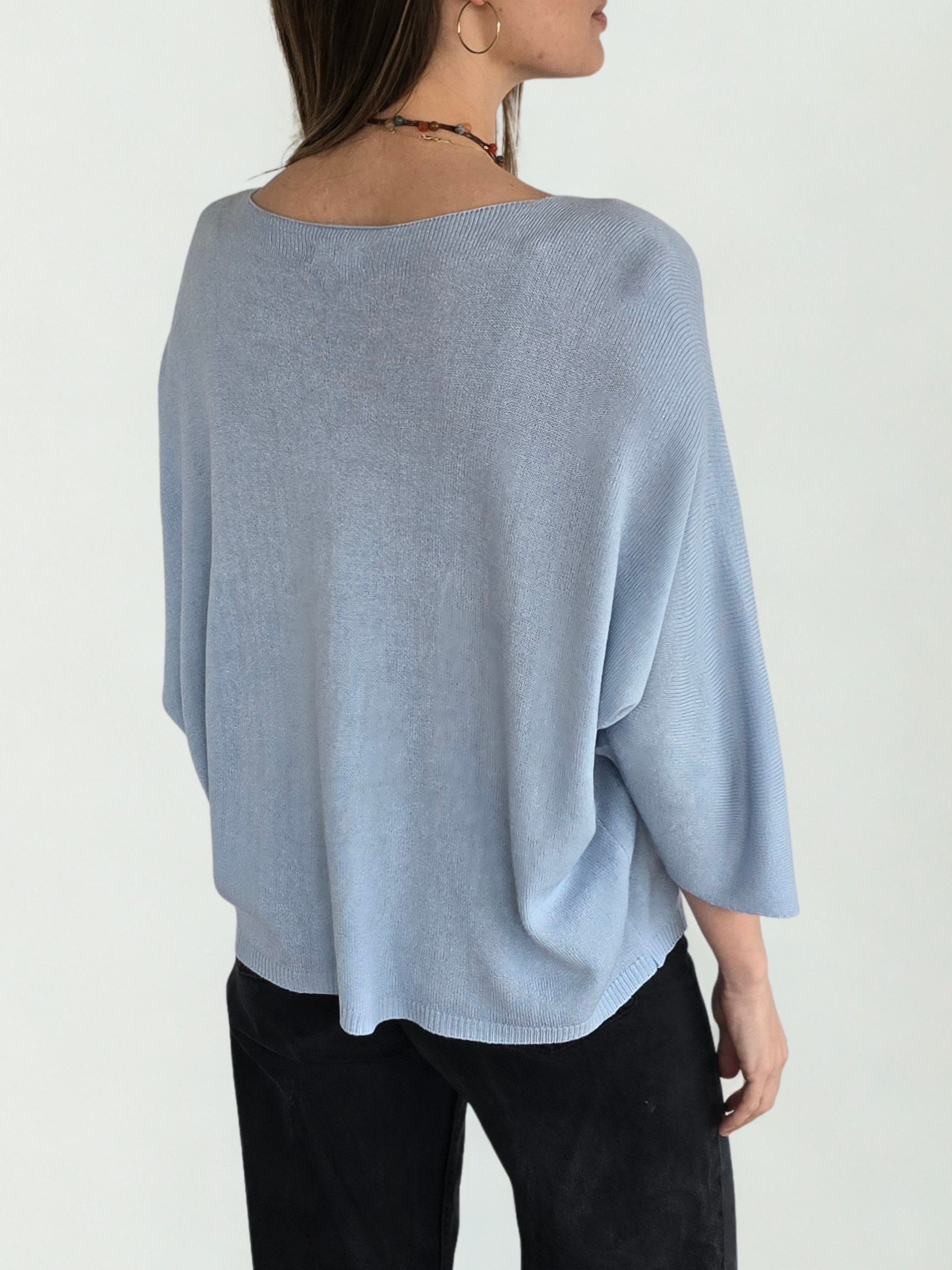 Sweater Italiano Escote en V, color Celeste