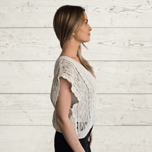 Cargar imagen en el visor de la galería, Sweater sin mangas tejido crochet, color Beige
