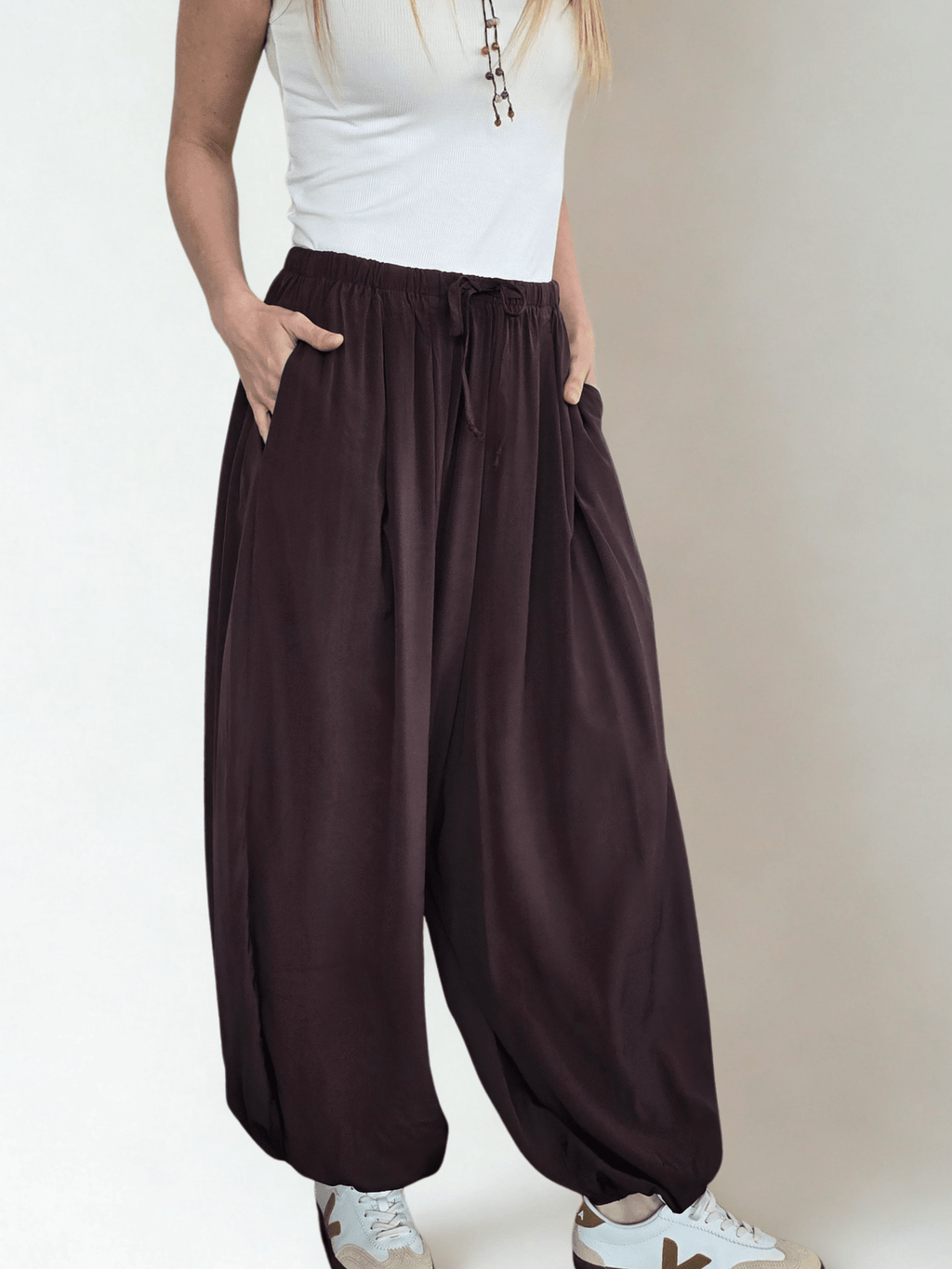 Pantalón Bombacho, color Chocolate