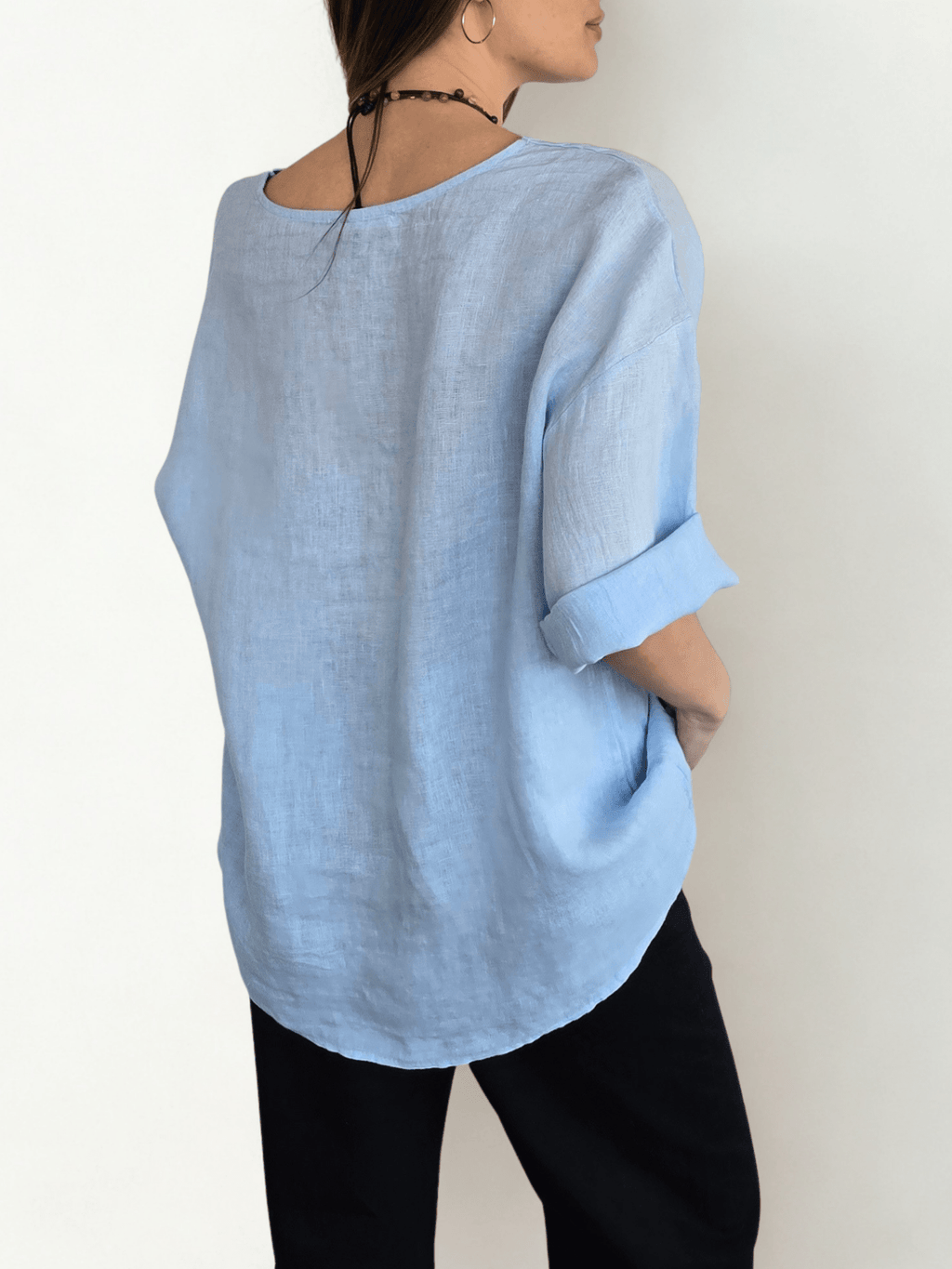 Blusa Italiana 100% Lino, dos Botones, color Celeste