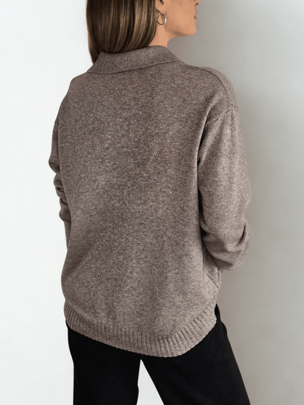 Sweater Con Cuello, color Taupe