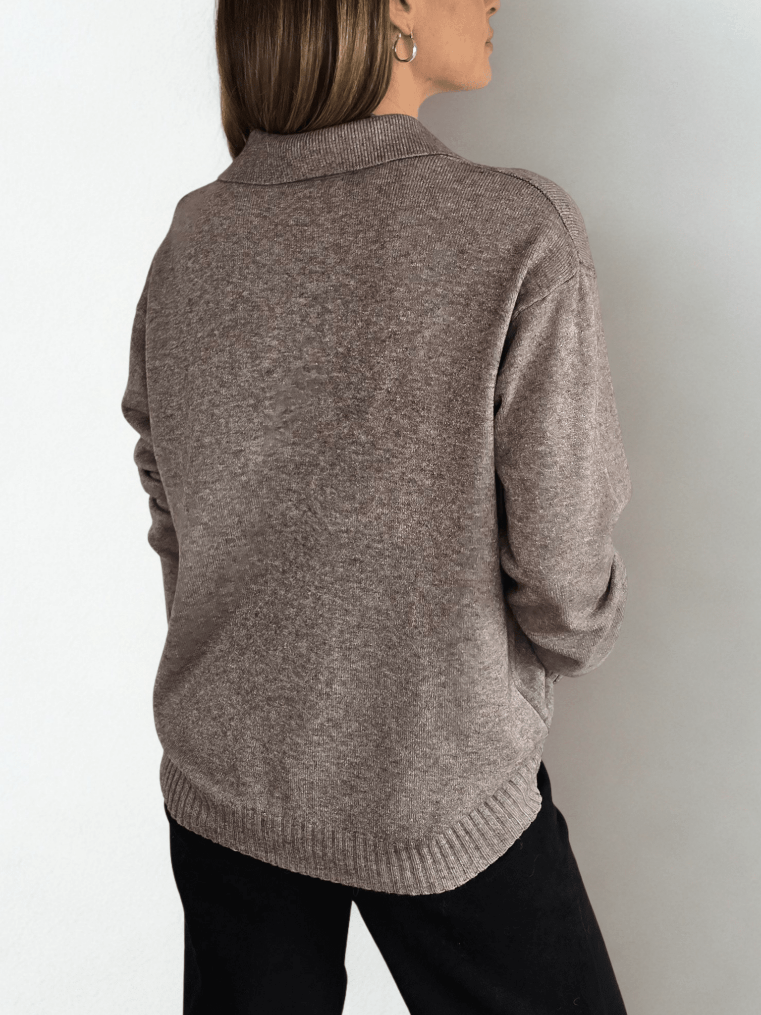 Sweater Con Cuello, color Taupe