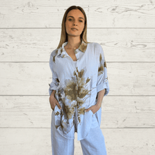 Cargar imagen en el visor de la galería, Blusa Estampada, fondo Blanco

