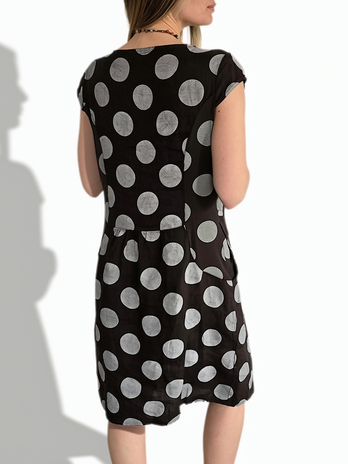 Vestido Italiano Lunares, fondo Chocolate
