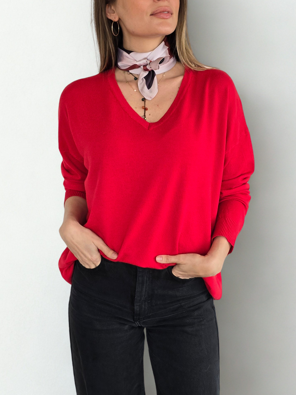 Sweater Escote en V, color Rojo