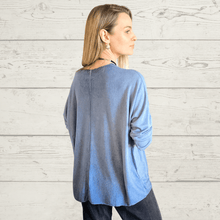 Cargar imagen en el visor de la galería, Sweater Italiano delgado, color Azul
