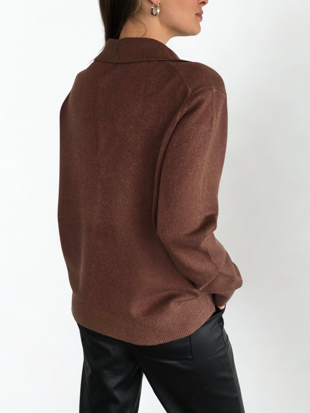 Sweater Tres Botones, color Chocolate