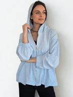 Chaqueta Bordada con Gorro, color Celeste