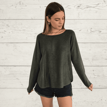 Cargar imagen en el visor de la galería, Sweater Italiano básico, color Verde
