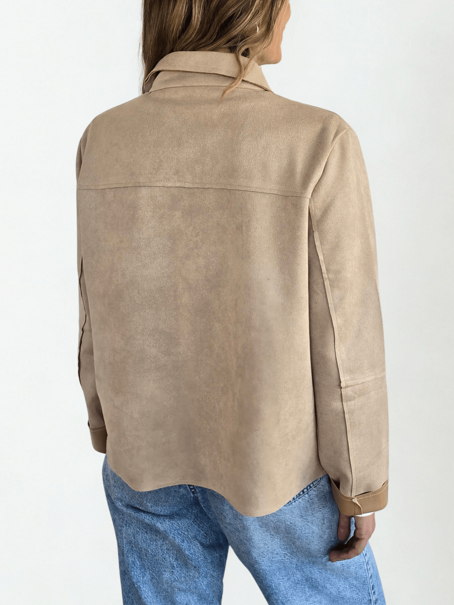 Chaqueta corta Tipo Gamuza, color Beige