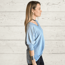 Cargar imagen en el visor de la galería, Sweater Italiano delgado, color Celeste
