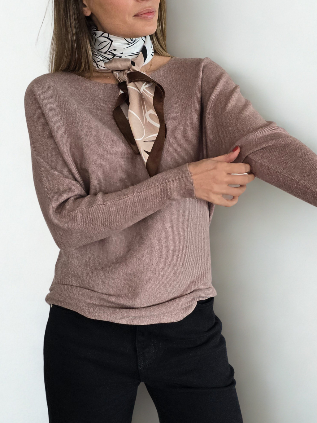 Sweater Murciélago, color Tuape