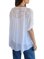 Blusa Italiana Macramé con Polera, color Blanco