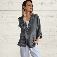 Cargar imagen en el visor de la galería, Chaqueta Blazer de Lino Italiano Rayado, fondo Gris
