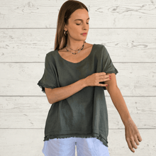 Cargar imagen en el visor de la galería, Blusa Italiana Bolonia, color Verde
