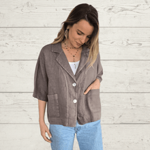 Cargar imagen en el visor de la galería, Chaqueta Italiana de Lino dos botones, color Chocolate
