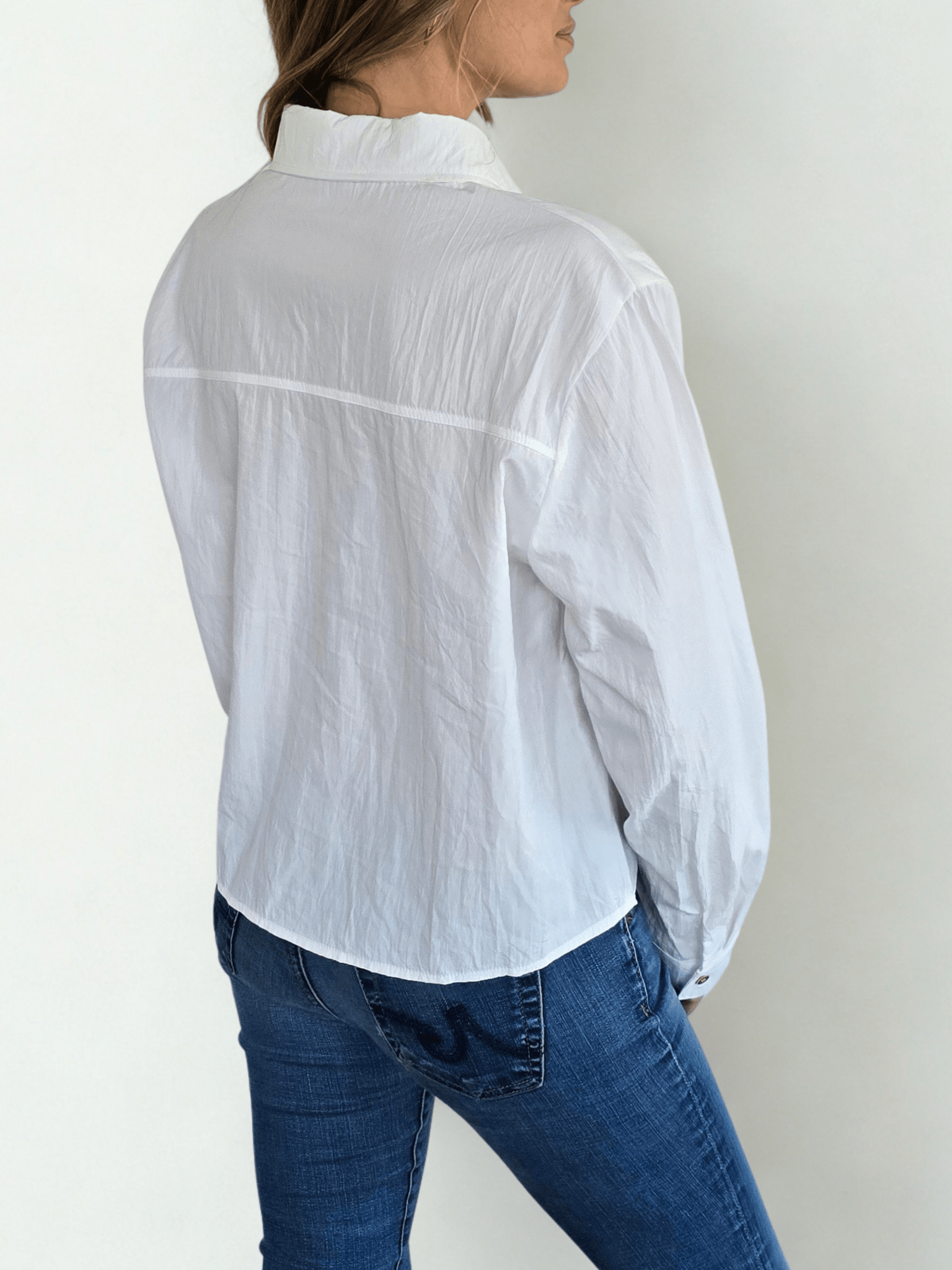 Blusa un bolsillo, color Blanco