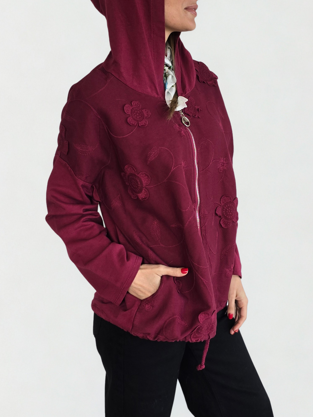 Chaqueta Italiana Bordada, color Guinda