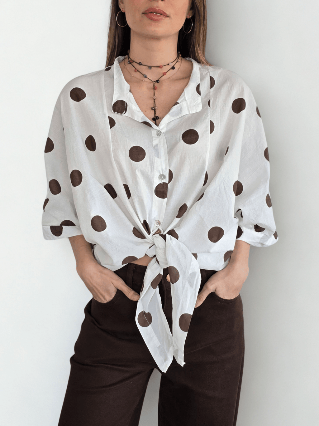 Blusa Italiana Lunares, fondo Blanco