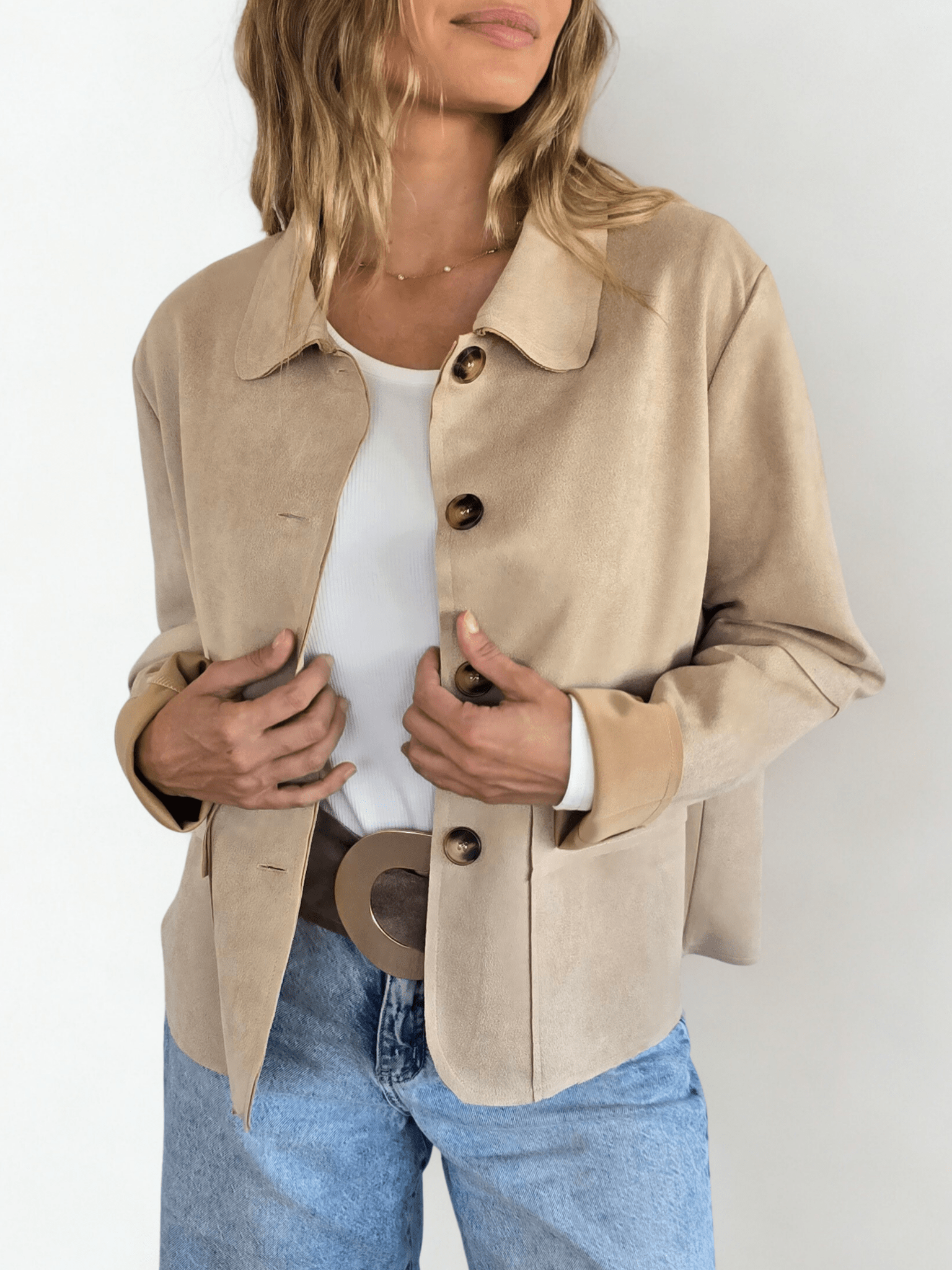 Chaqueta corta Tipo Gamuza, color Beige
