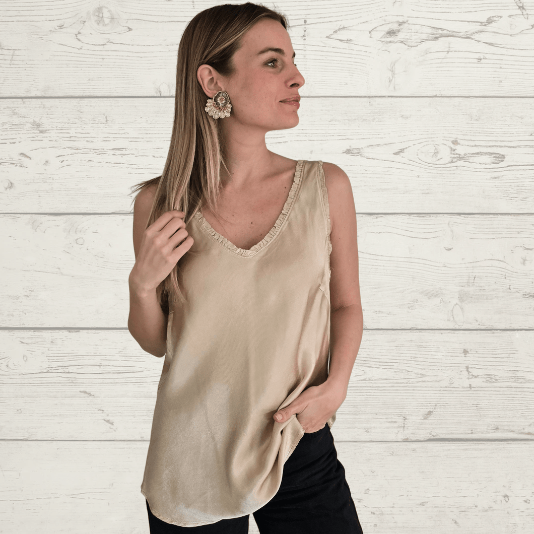 Blusa Italiana sin mangas, color Beige