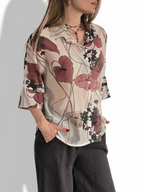 Blusa Italiana Estampado Flores, fondo Beige