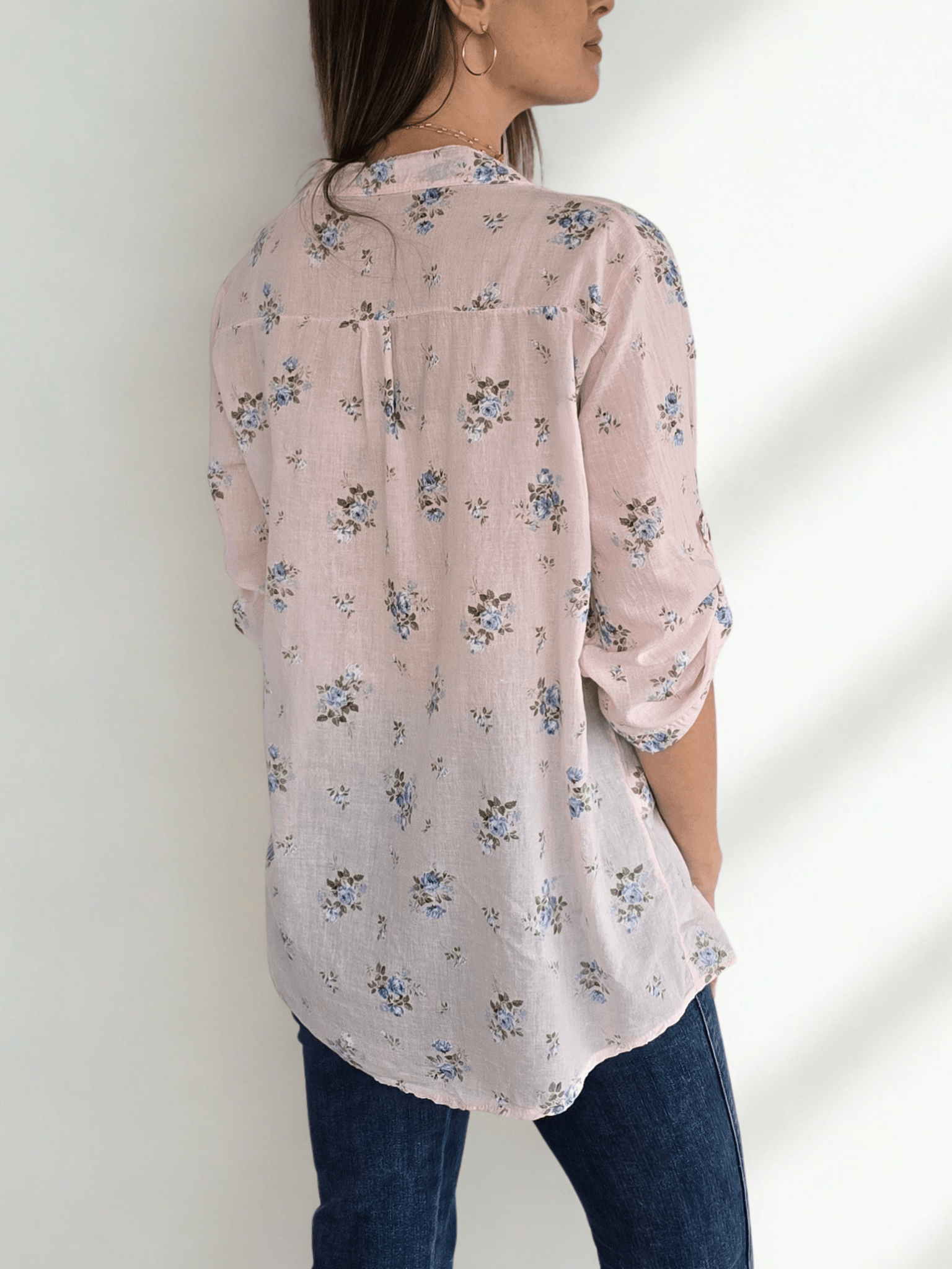 Blusa Italiana Flores, fondo Rosado