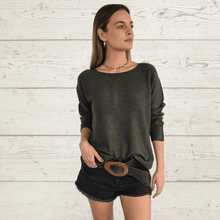 Cargar imagen en el visor de la galería, Sweater Italiano básico, color Verde
