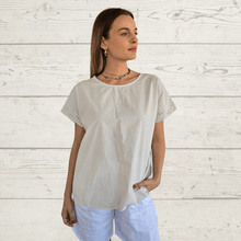 Cargar imagen en el visor de la galería, Blusa Italiana Roma, color Beige
