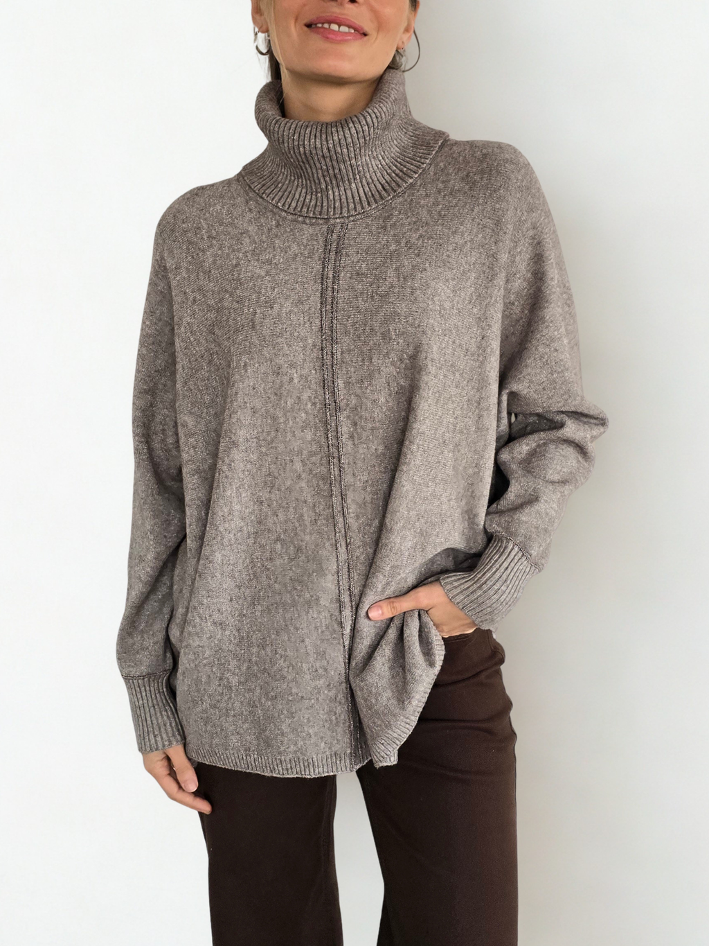 Sweater cuello subido Ribete, color Taupe