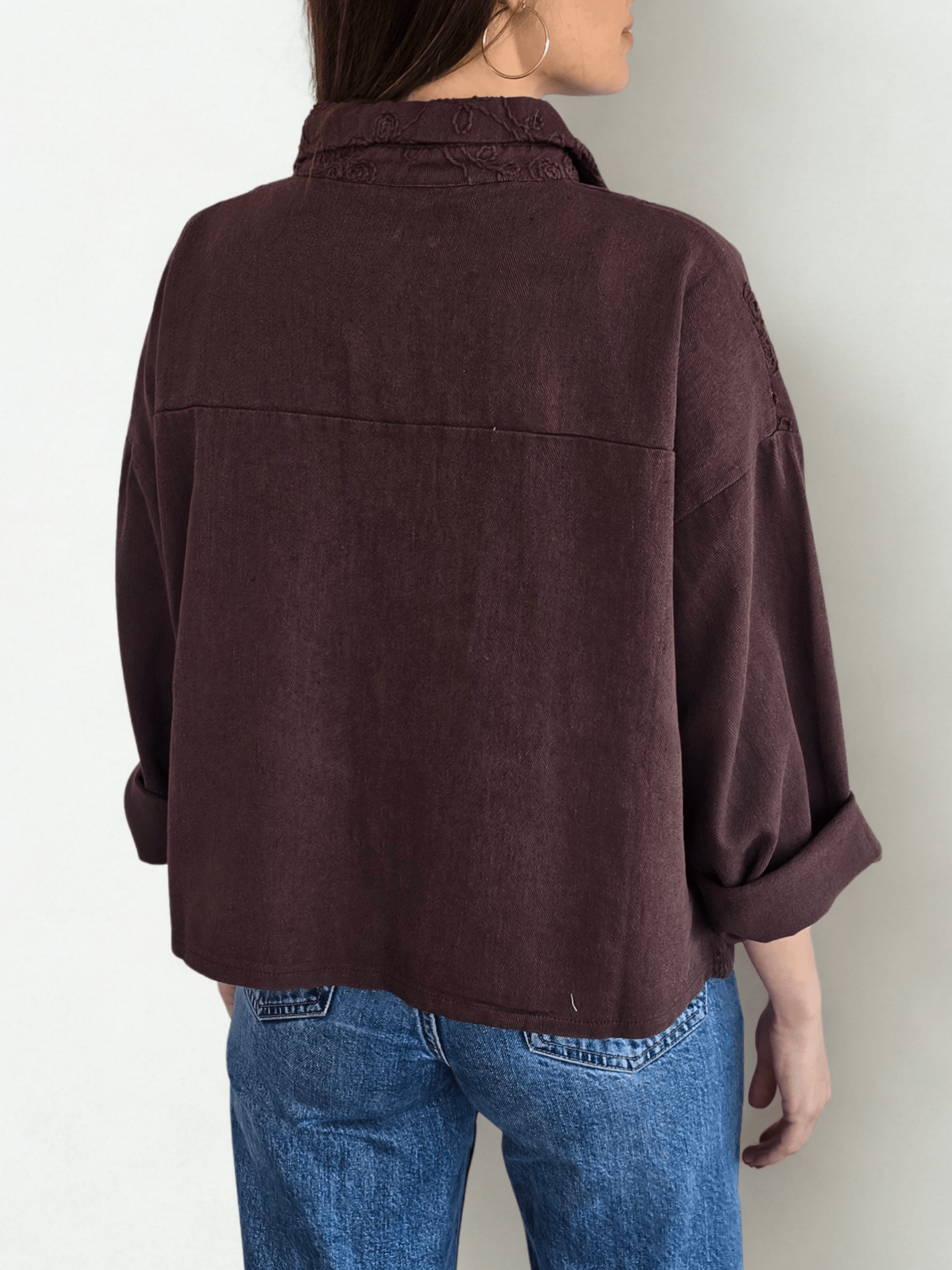 Chaqueta Bordada, color Chocolate