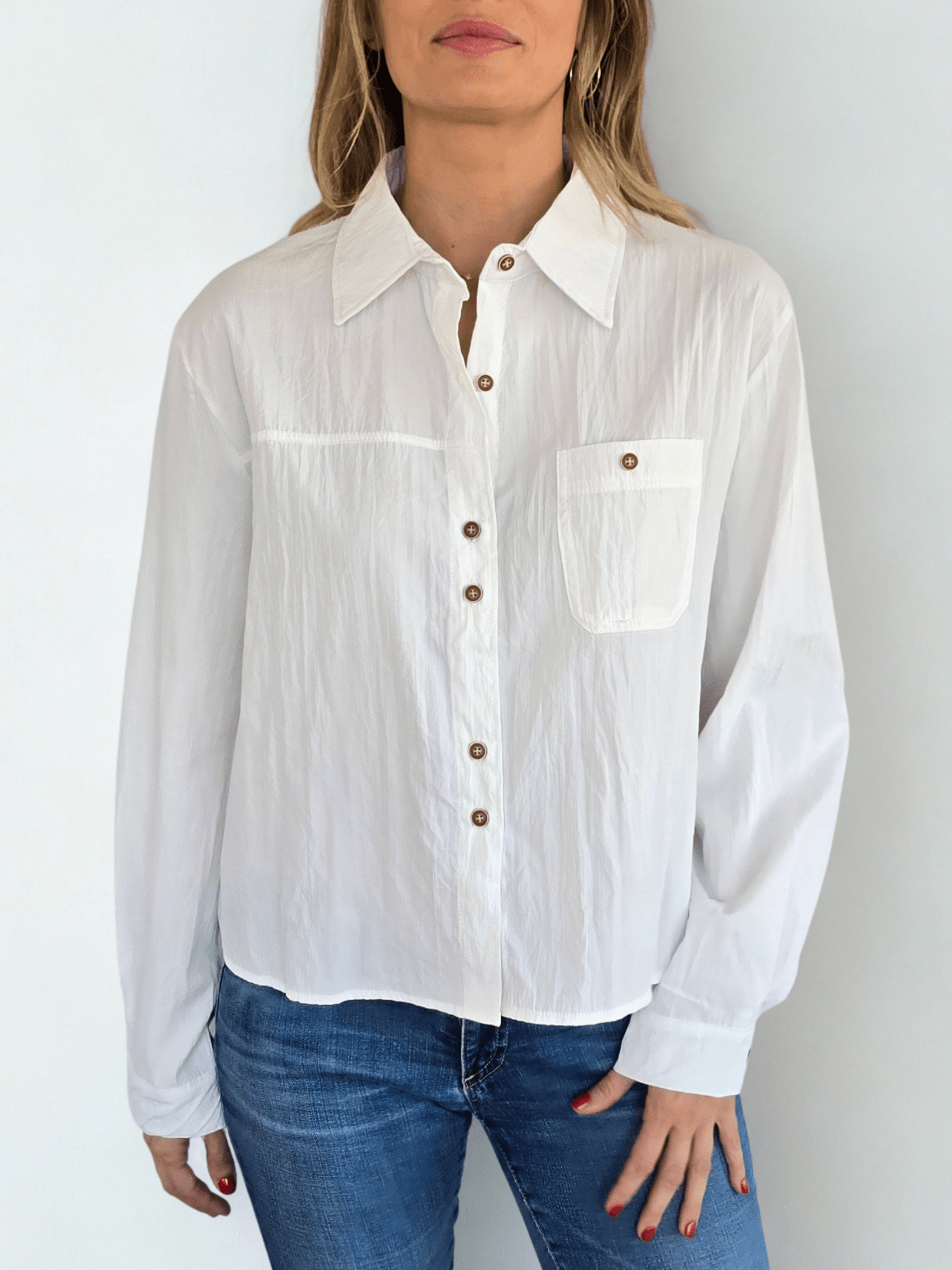 Blusa un bolsillo, color Blanco