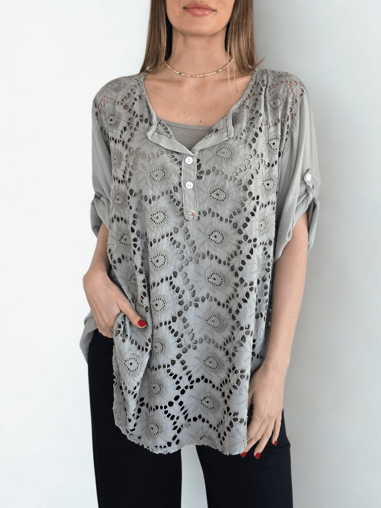 Blusa Italiana Macramé con Polera, color Taupe
